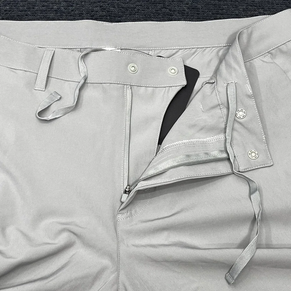 Fabletics The Only Short Mens XL Light Grey 4-Way Stretch Water Resistant New‎